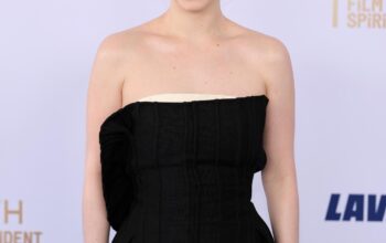 Mikey Madison a purtat Calvin Klein la cea de-a 40-a ediție a Premiilor Film Independent Spirit
