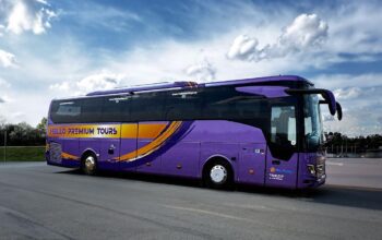 Investiții majore pentru confortul turiștilor: Hello Holidays ridică standardele cu autocare de ultimă generație și un sediu nou