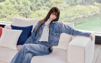 TOMMY JEANS DEZVĂLUIE CAMPANIA DE TOAMNĂ 2026 CU AMBASADOAREA GLOBALĂ A BRANDULUI JANG WONYOUNG